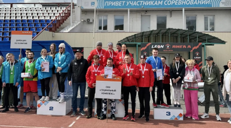 25 апреля на стадионе «ТРУД» прошла традиционная легкоатлетическая эстафета на приз «Кубок АЗ «УРАЛ»